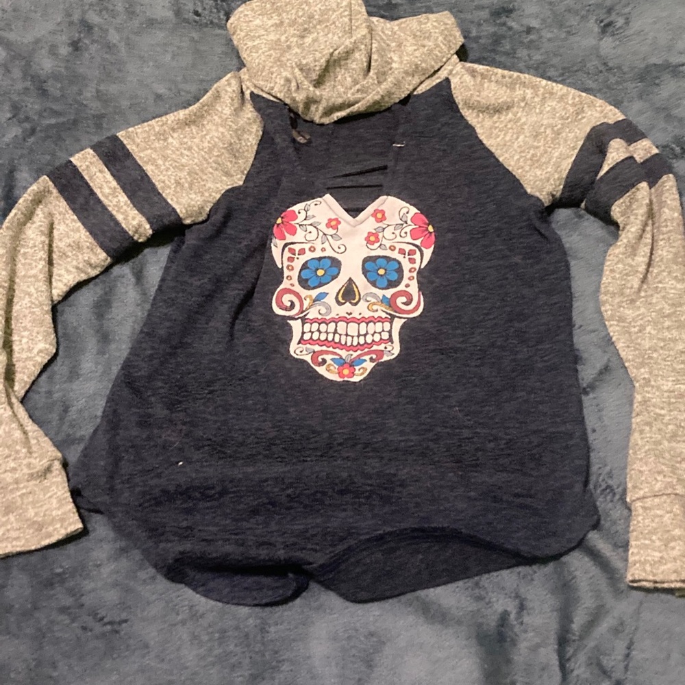 Hoodie shirt